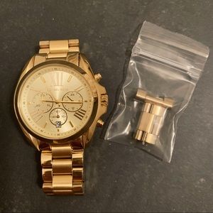 Michael Kors Oversized Bradshaw Watch Gold tone